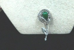 rhinestone pin green stone a